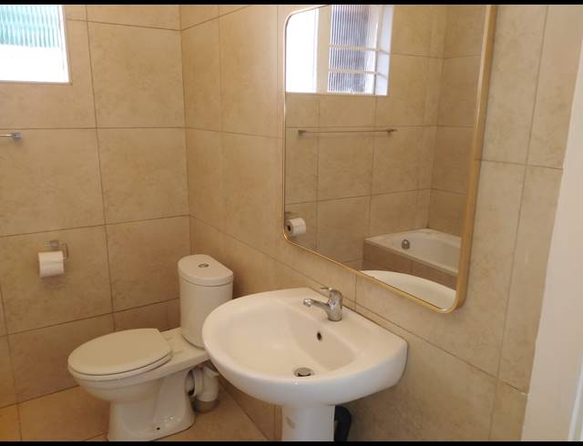 1 BEDROOM FLAT FOR SALE IN GLENWOOD